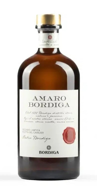 Braune Flasche Amaro Bordiga 0,7l mit weißem Etikett und rotem Siegel, italienischer Kräuterlikör aus dem Piemont.