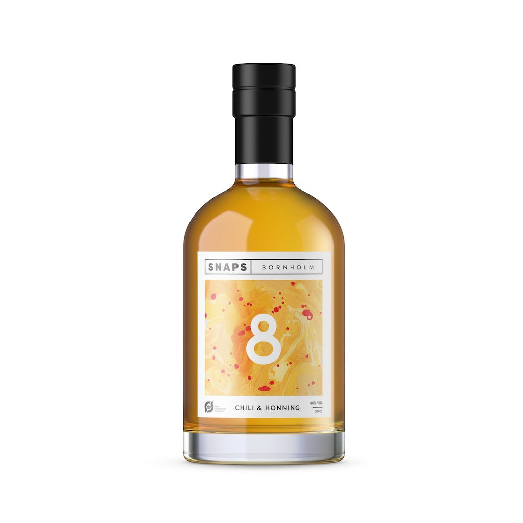 Bio Chili-Honig-Schnaps Bornholm 8, 50cl, dänischer Schnaps mit Chili und Honig, in runder Flasche mit modernem Etikett.
