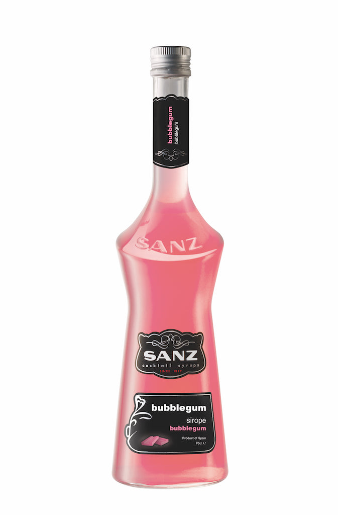 Bubble Gum Sirup Sanz 700 ml in einer schlanken Flasche mit pinkfarbener Flüssigkeit und schwarzem Etikett.