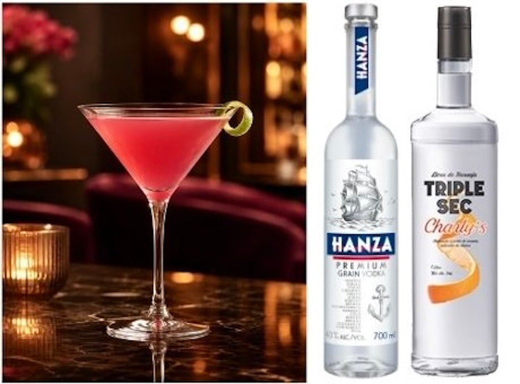 Cosmopolitan Cocktail-Set mit Hanza Grain Vodka und Triple Sec Charly's neben fertigem Cosmopolitan im Martini Glas