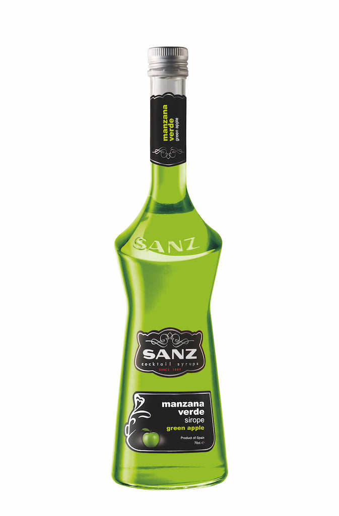 Flasche Grüner Apfel Sirup von Sanz mit leuchtend grünem Inhalt und schwarzem Etikett, abgebildet vor weißem Hintergrund.