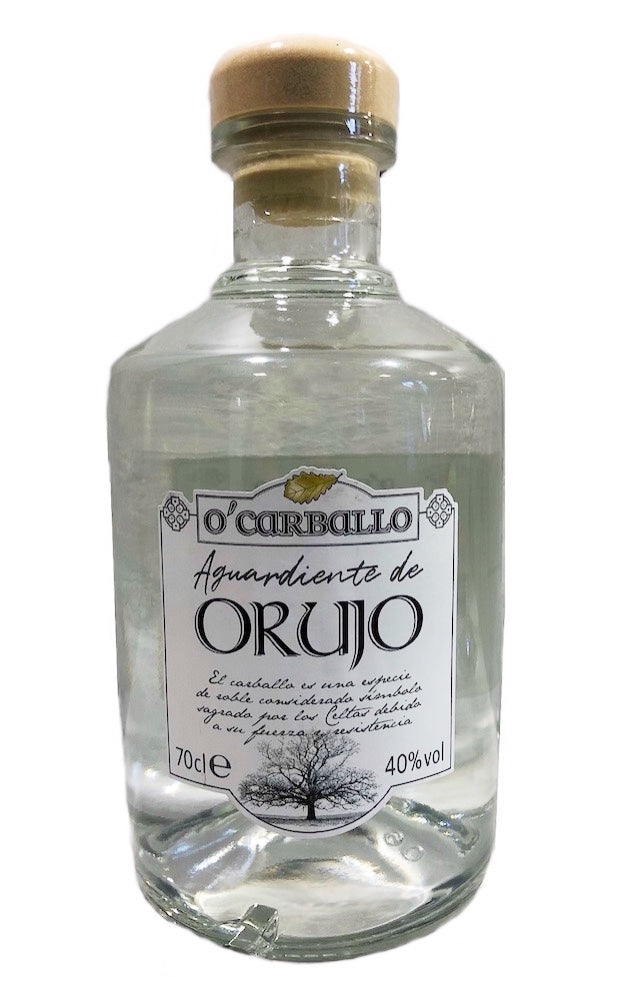 Flasche O’Carballo Aguardiente de Orujo, klarer Tresterschnaps mit Holzverschluss und weißem Etikett, 70 cl, 40 % vol.