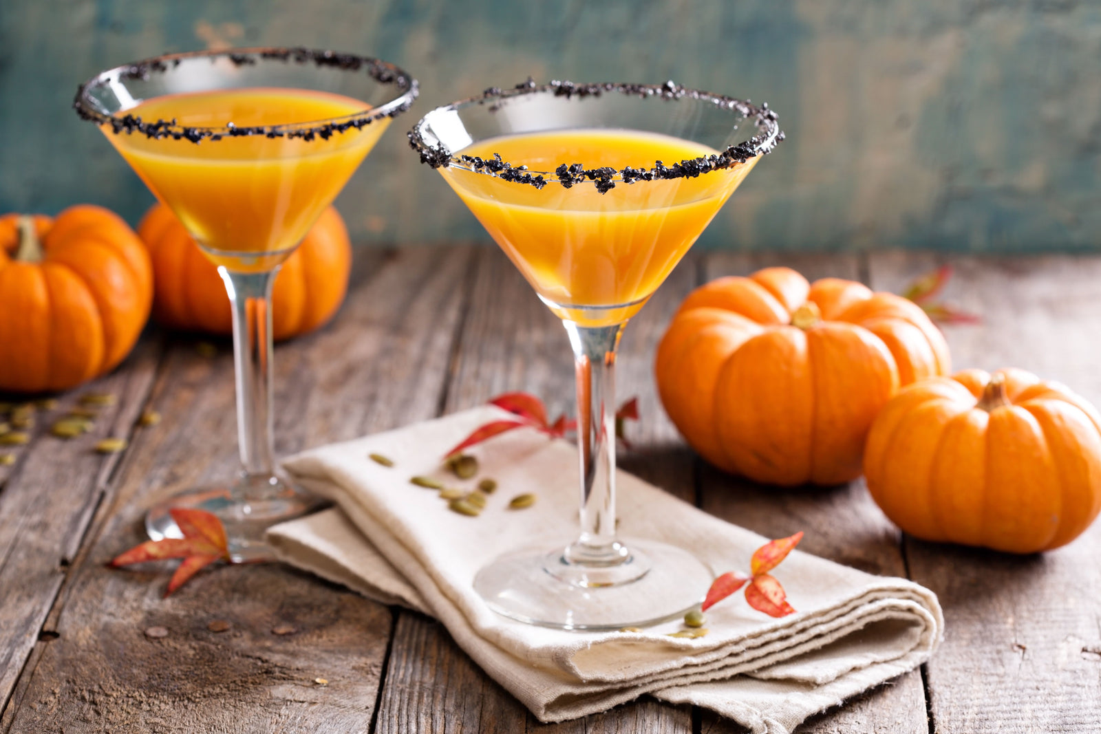 Halloween-Cocktails – schaurig-schöne Abwechslung