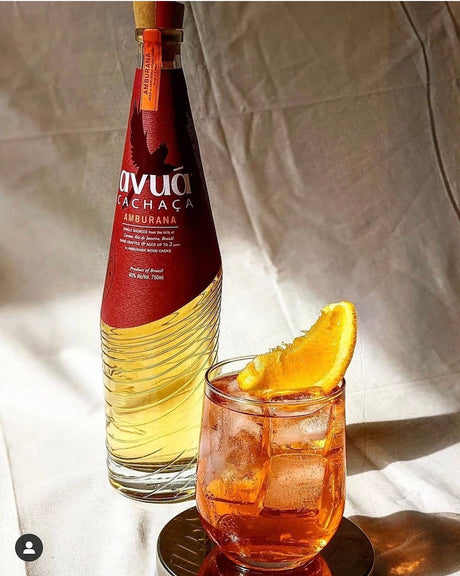 Avua Cachaca Amburana mit Orangen-Cocktail