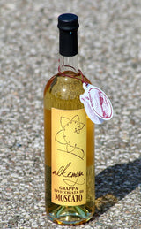 Grappa Alkemya Inv. di Moscato aus Italien