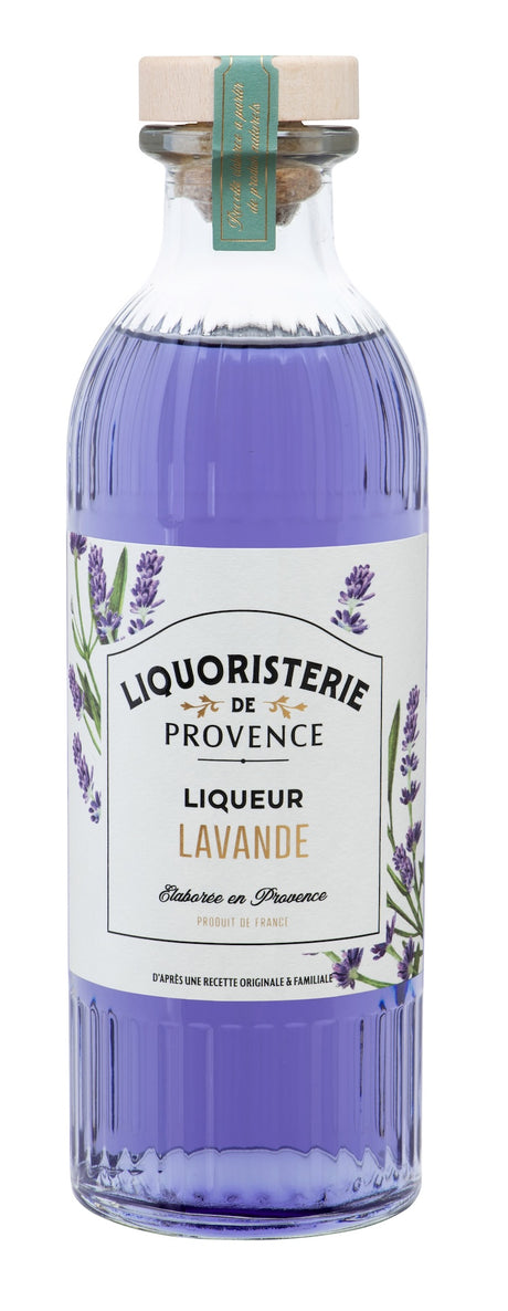 Lavendellikör Liquoristerie de Provence Flasche mit Holzverschluss und Lavendelblüten auf dem Etikett