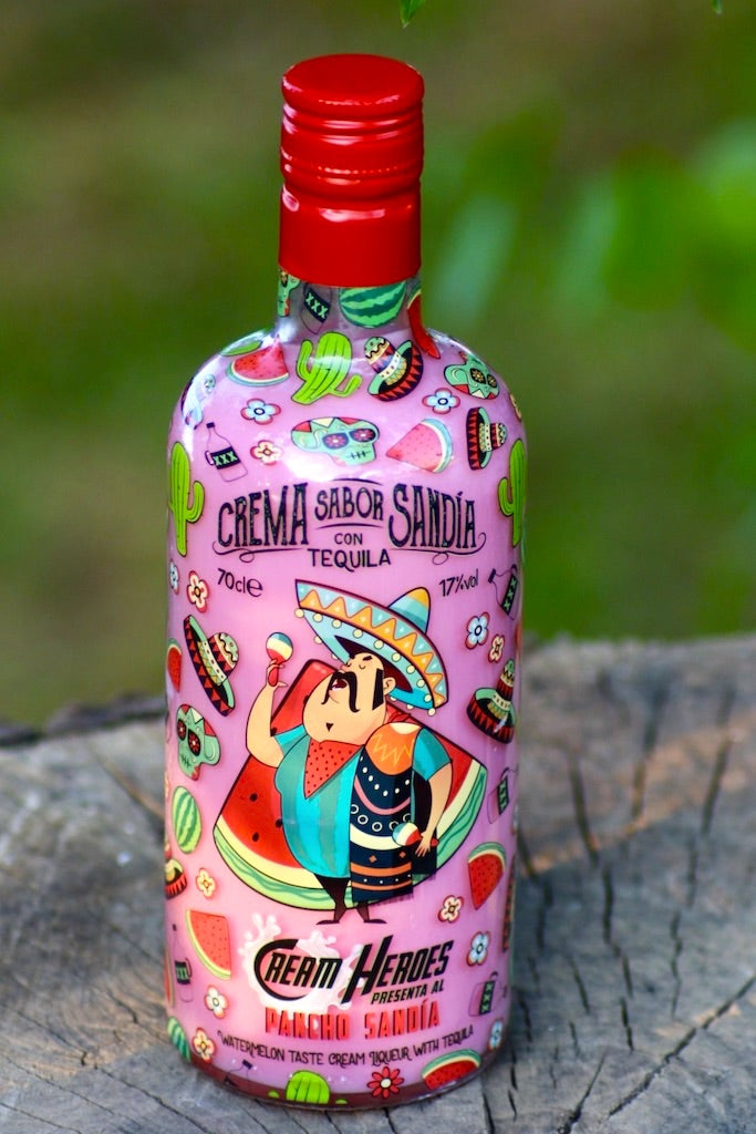 Pancho Sandia Wassermelone-Tequila-Likör mit Sahne in bunter Flasche mit mexikanischem Design.