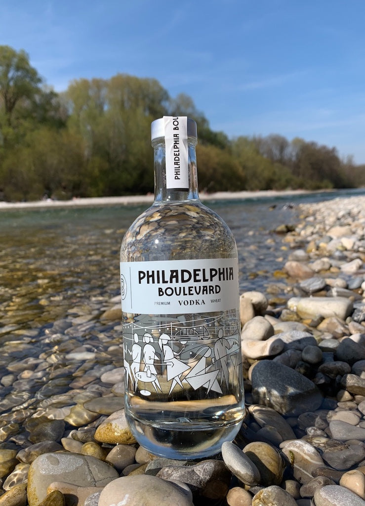 Philadelphia Boulevard Vodka am Fluss