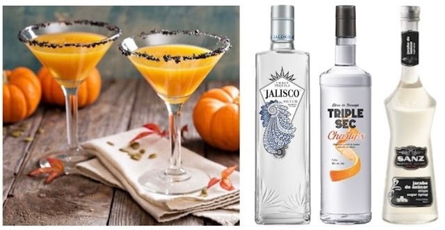 Pumpkin Margarita Cocktail Set mit Jalisco Blanco Tequila, Triple Sec Charly’s, Sanz Rohrzuckersirup und zwei Kürbiscocktails.