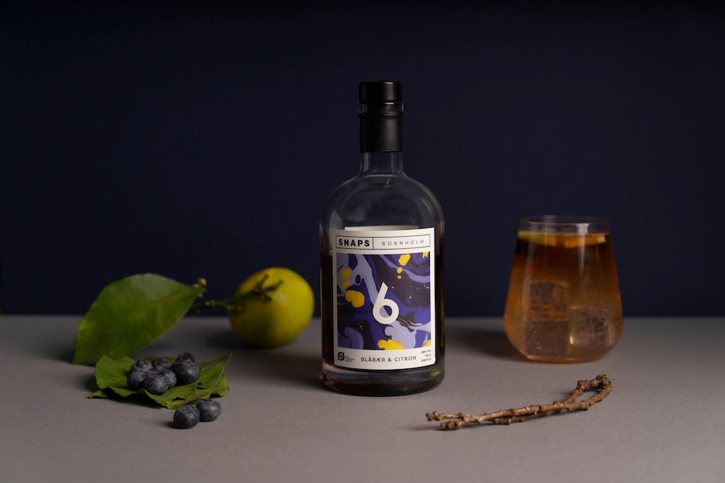 Blaubeere & Zitrone Bio Schnaps aus Dänemark in Geschenkbox, Bornholmer Spirits. 0,5l, Alk. 40 % vol