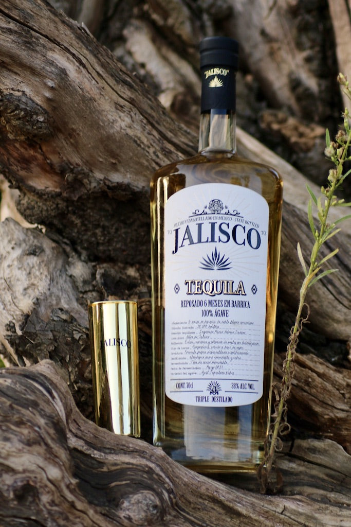 Tequila Jalisco Reposado mit Firmenglas