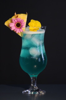 Blue-Hawaii-Cocktail_blog